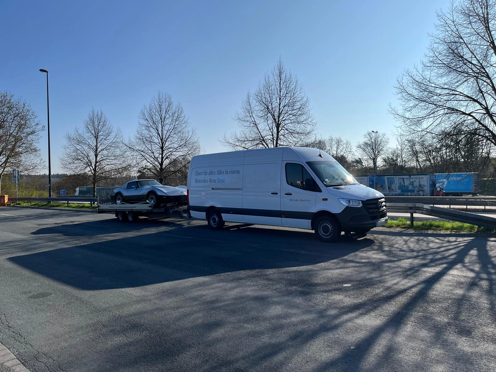 Fahrzeugüberführung 12