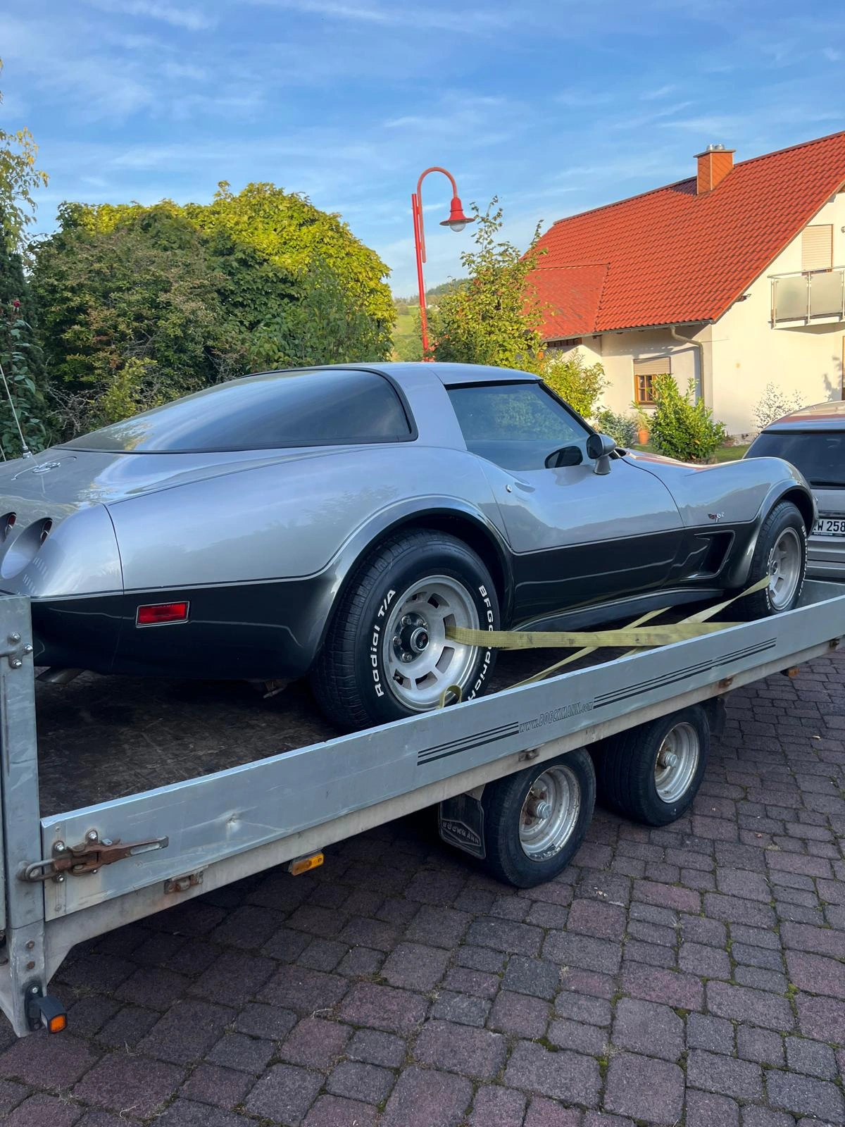 Fahrzeugüberführung 8